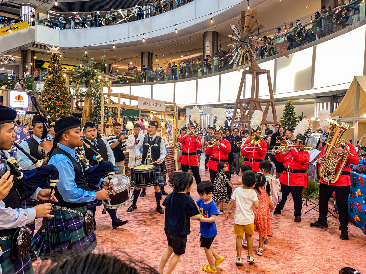 Raikan Keajaiban Krismas bersama Kuala Lumpur Pipes & Drums — photo 1